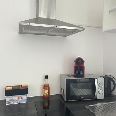 Appartement 4 Personnes, Aeroport Marseille Marignane Bagian luar foto