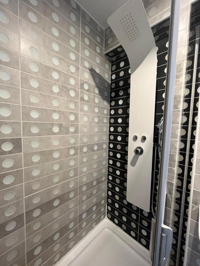 Appartement 4 Personnes, Aeroport Marseille Marignane Bagian luar foto