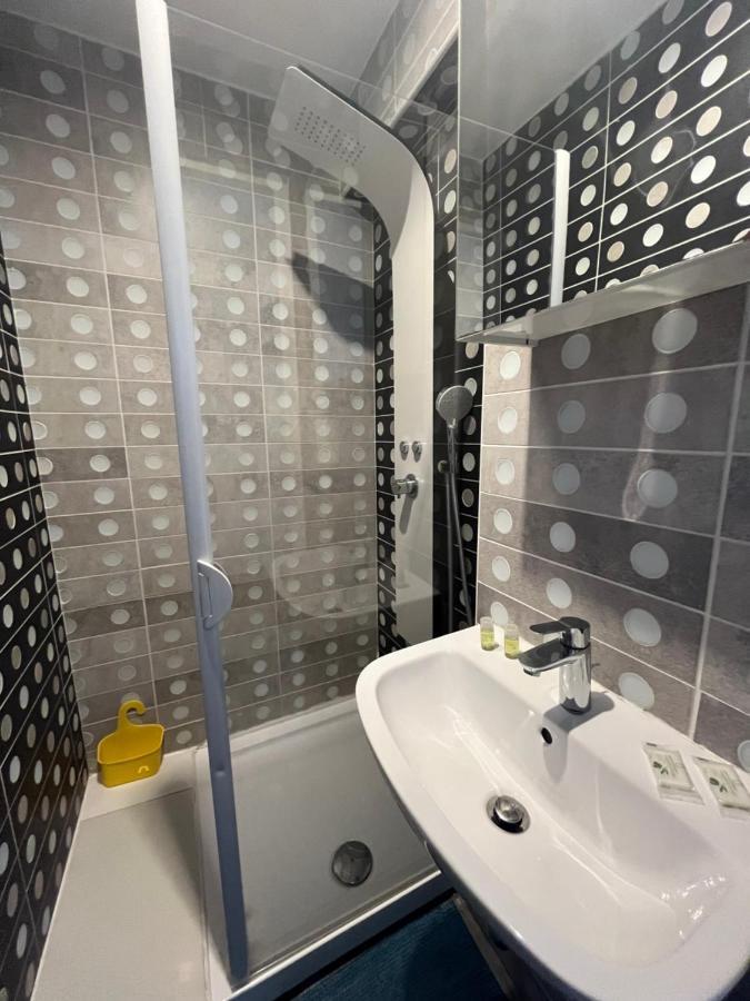 Appartement 4 Personnes, Aeroport Marseille Marignane Bagian luar foto