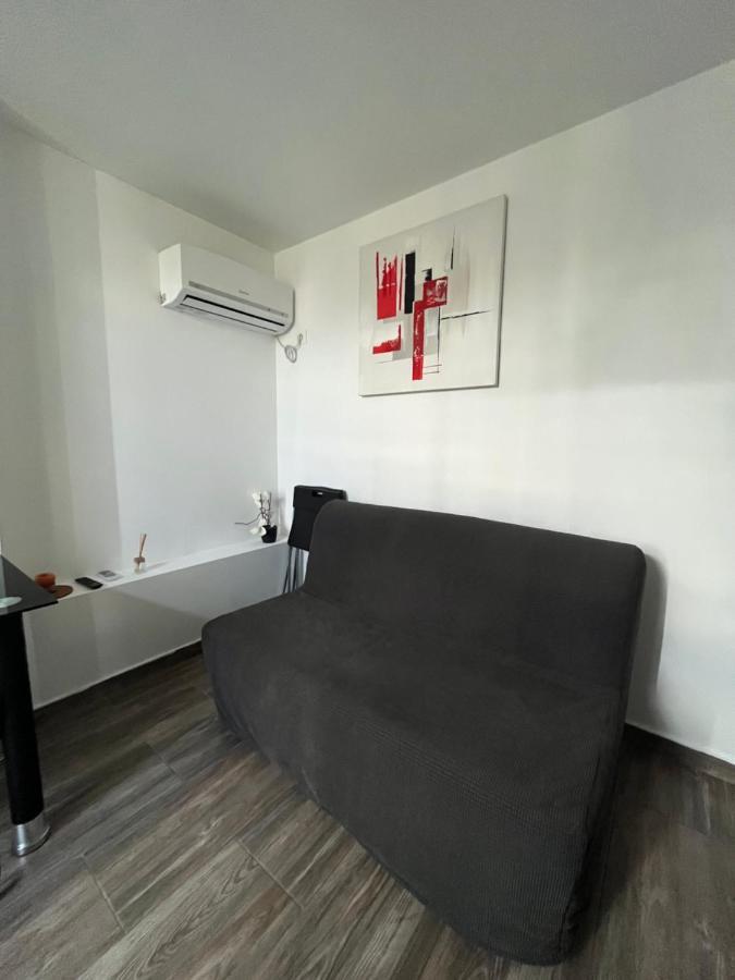 Appartement 4 Personnes, Aeroport Marseille Marignane Bagian luar foto